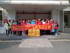 <b>志愿服务学雷锋  我为群众办实事  醴陵市民政局开展志愿服务活动</b>